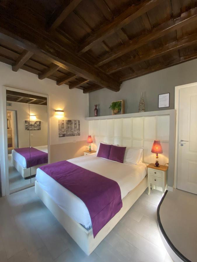 Town House Spagna- Luxury Rooms With Jacuzzi Bath Roma