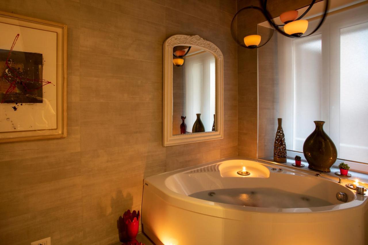 Casa de hóspedes Town House Spagna- Luxury Rooms With Jacuzzi Bath Roma