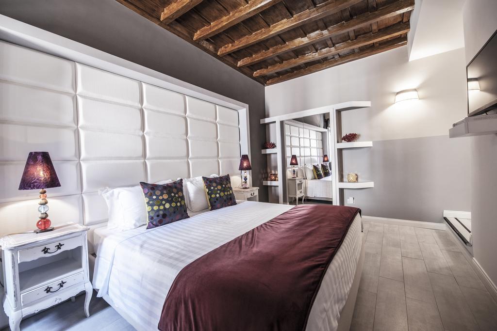 Casa de hóspedes Town House Spagna- Luxury With Jacuzzi Bath